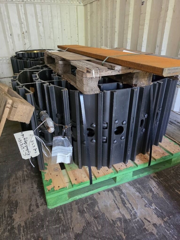 Hitachi ZX 225 US LC-6 – bilde 14 av 15