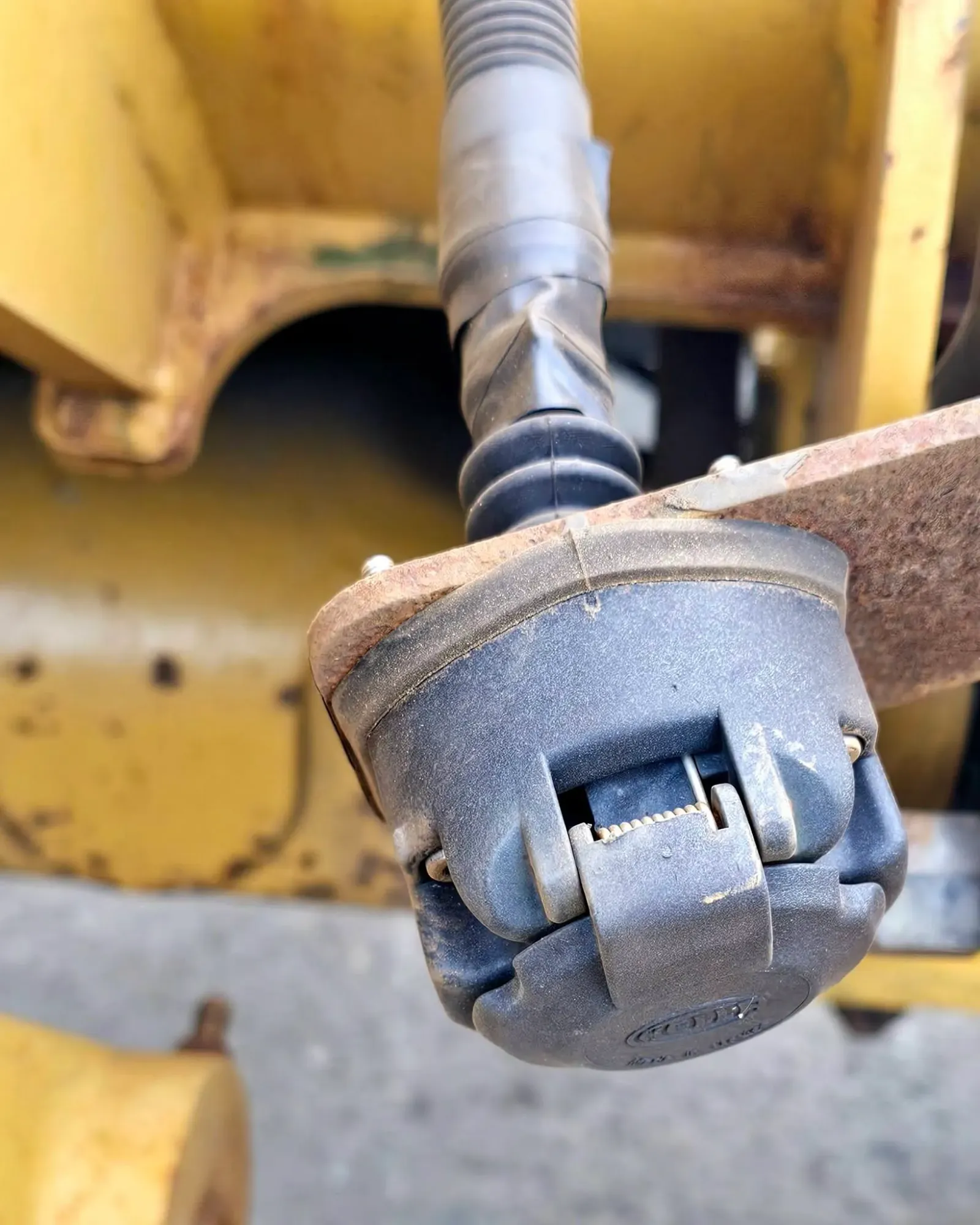 Caterpillar 908H2 – bilde 13 av 28