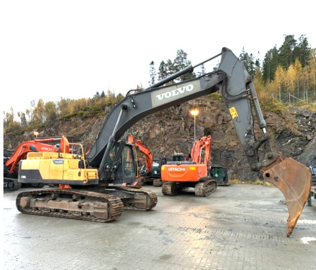 Volvo EC 300 D L – bilde 6 av 11