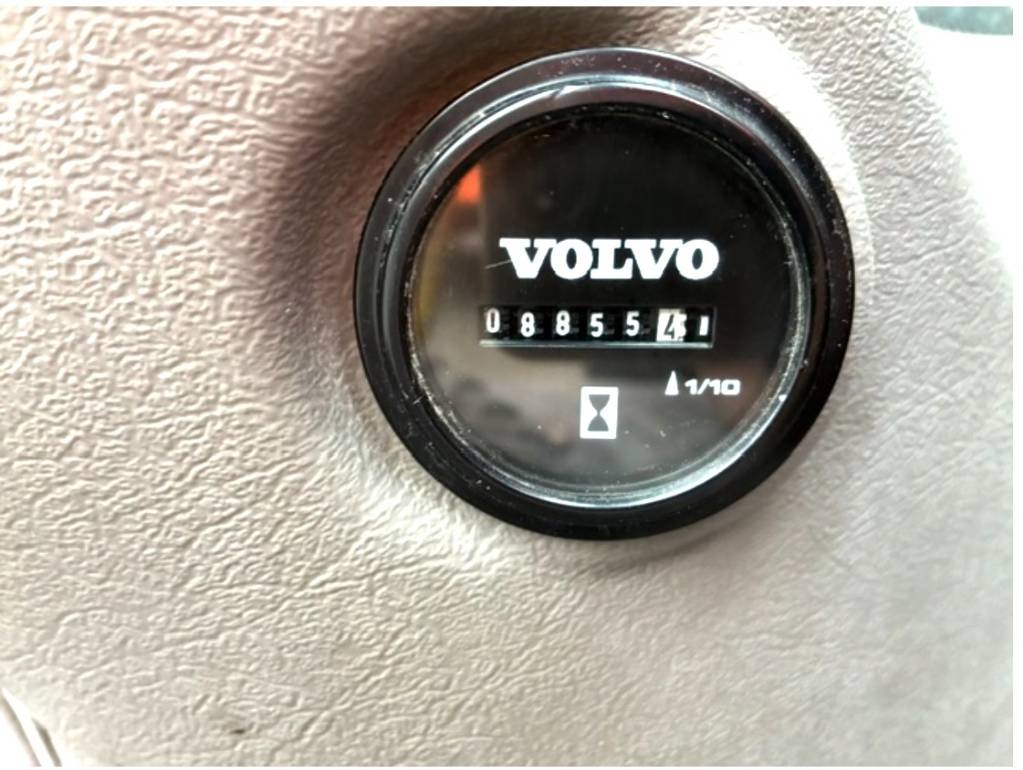 Volvo EC 300 D L – bilde 9 av 11