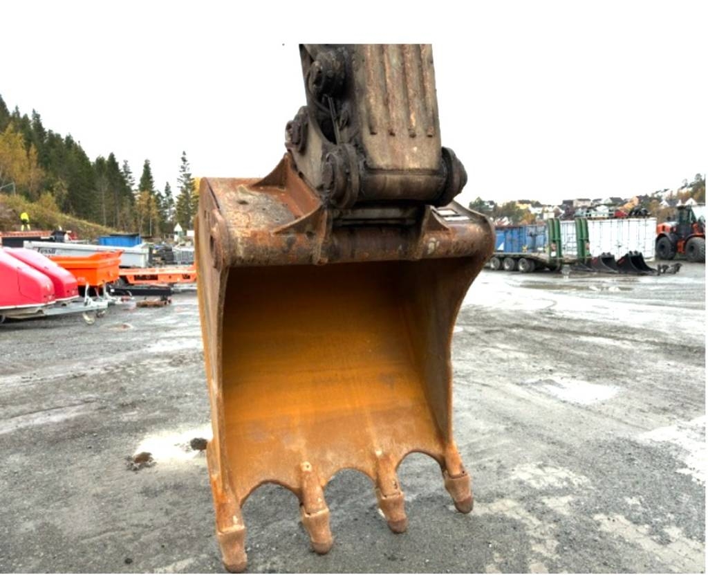 Volvo EC 300 D L – bilde 10 av 11