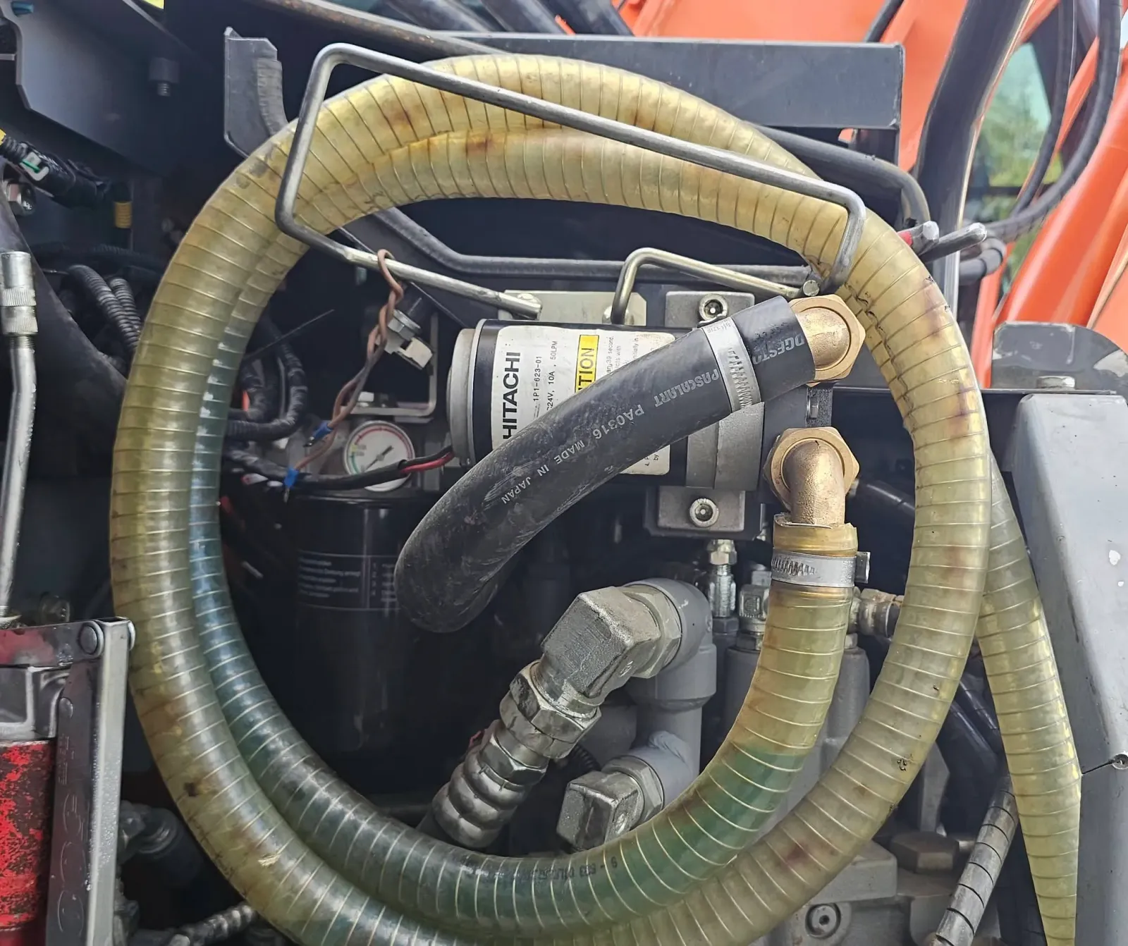Hitachi ZX135US-6 – bilde 37 av 60