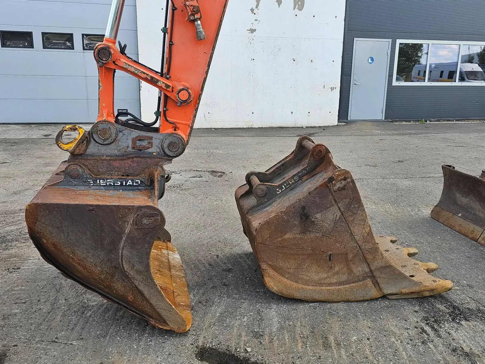 Hitachi ZX135US-6 – bilde 13 av 60
