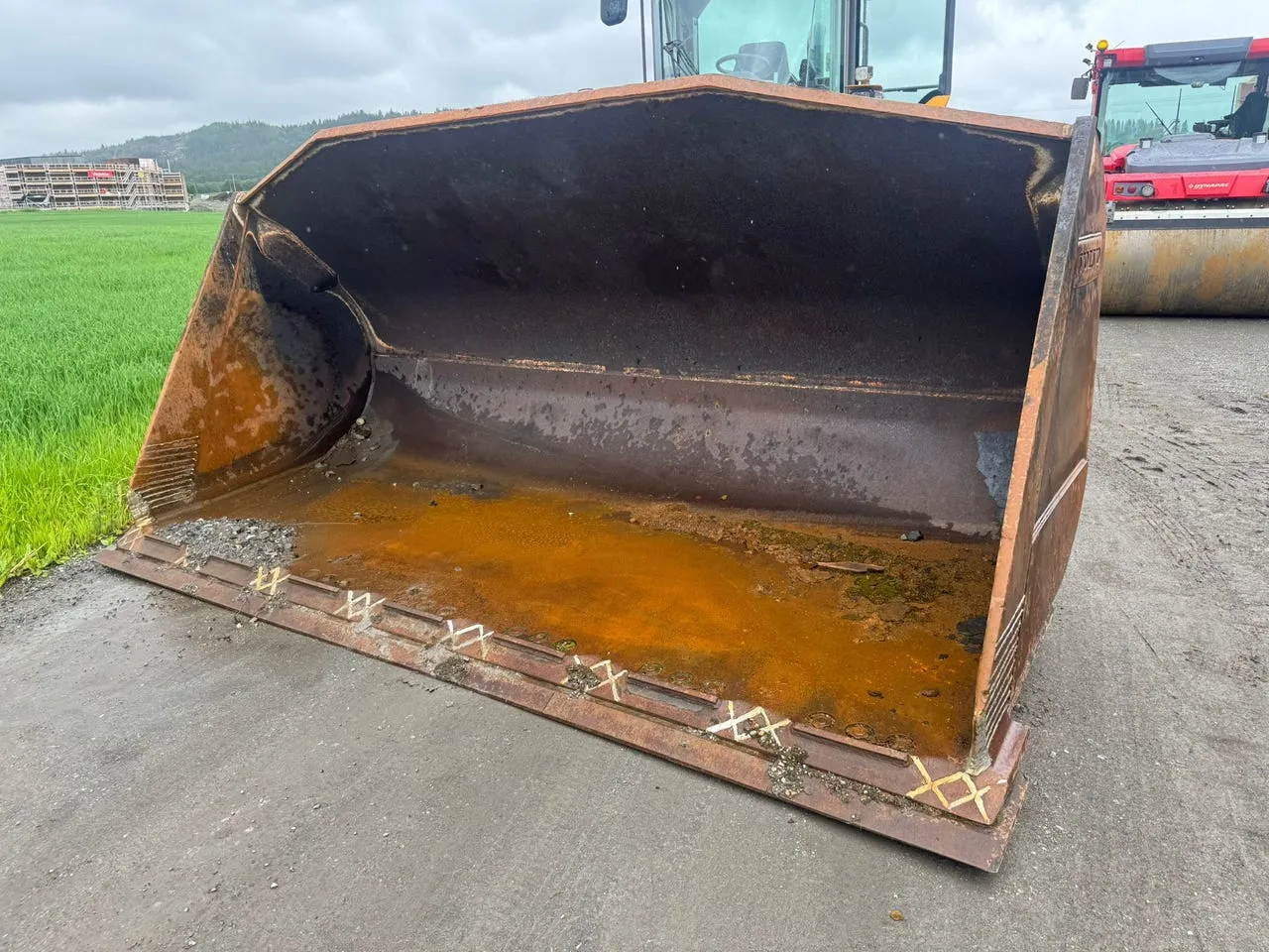 Volvo L350 SKuffe – Hell – Redskaper til salgs