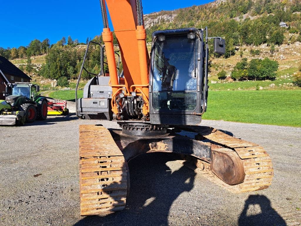Hitachi ZX 300 LC-6 – bilde 12 av 15