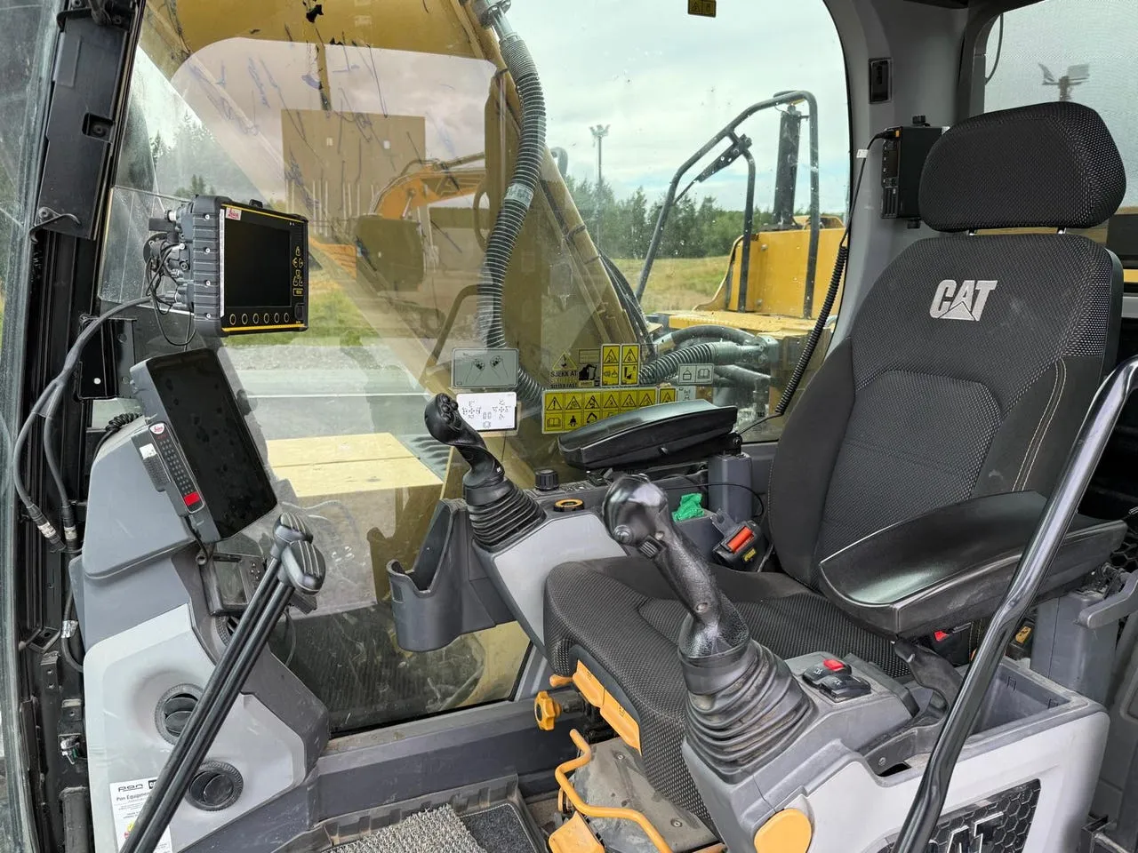 Cat 326 – bilde 16 av 26