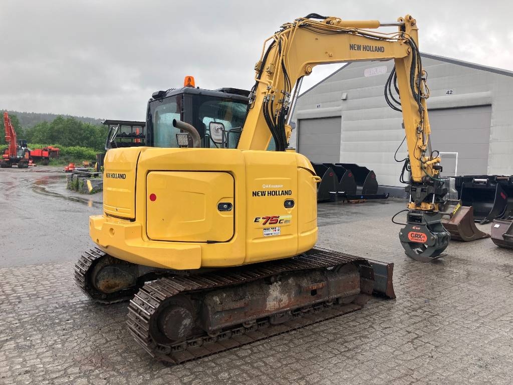 New Holland Kobelco E75CSR – bilde 3