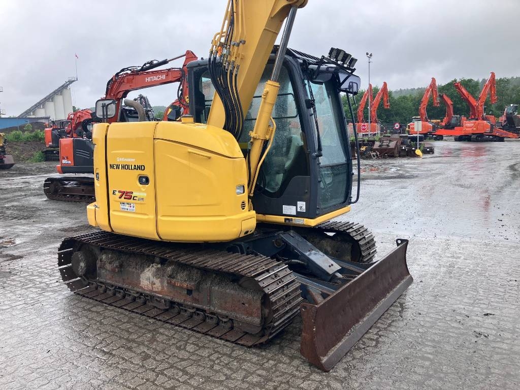 New Holland Kobelco E75CSR – bilde 4