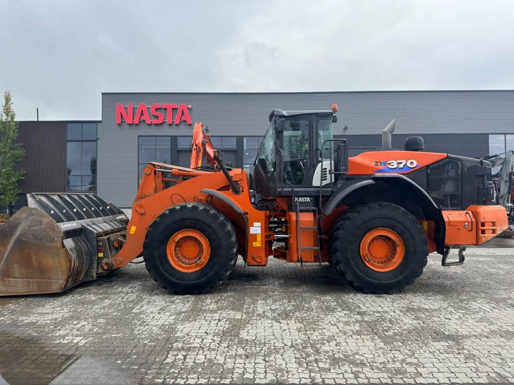 Hitachi ZW 370-6 – bilde 3 av 18