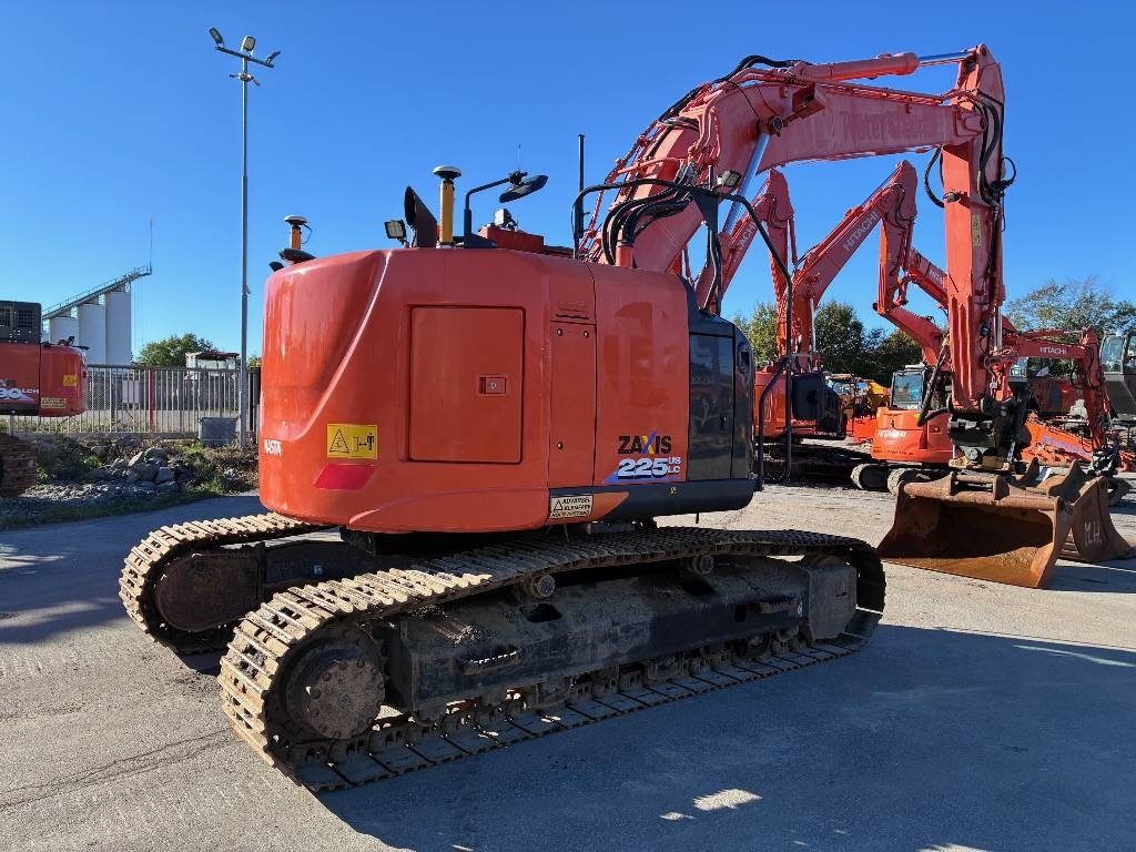 Hitachi ZX225USLC-6 – bilde 3 av 9