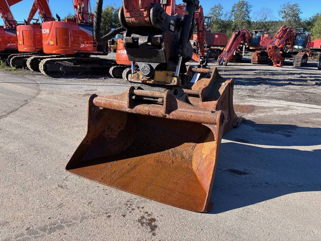 Hitachi ZX225USLC-6 – bilde 7 av 9