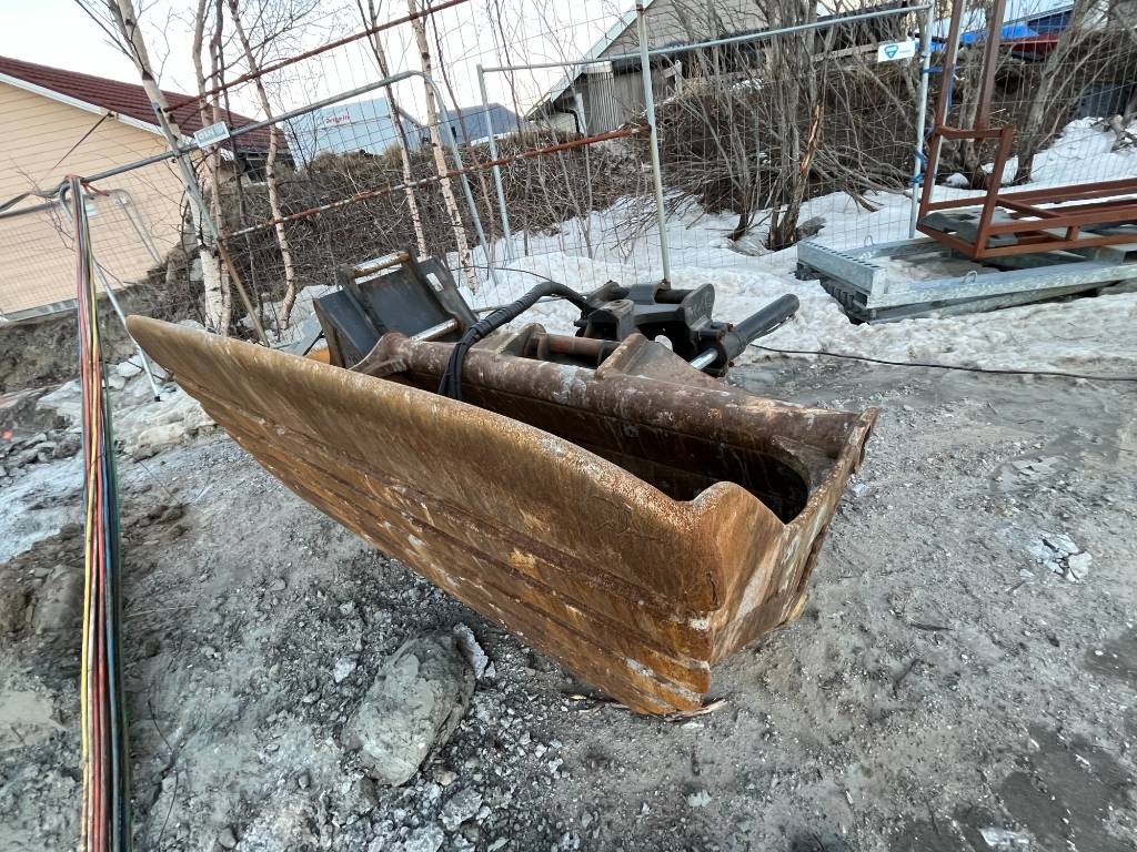 CAT 320 – bilde 7