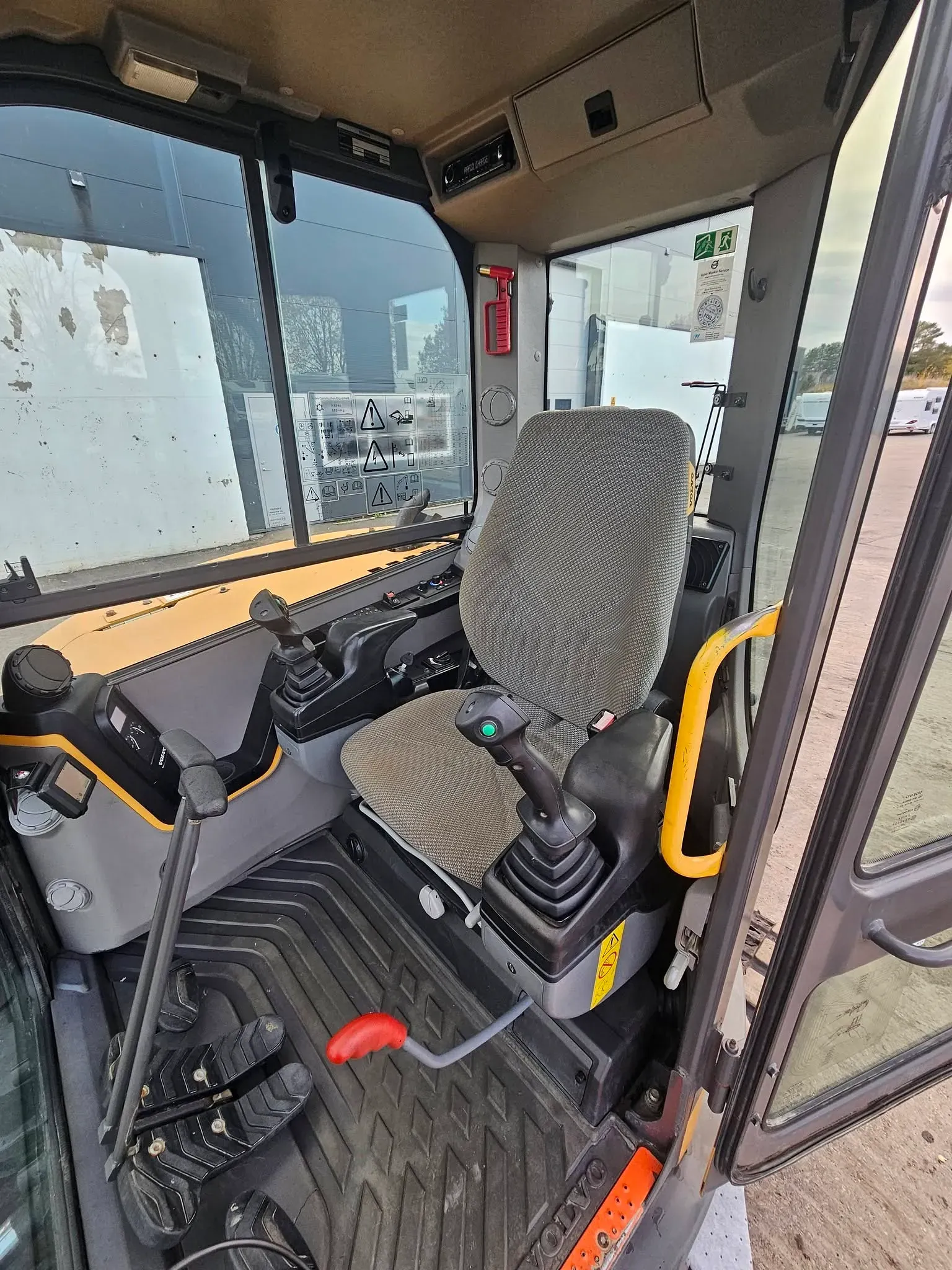 Volvo ECR58D – bilde 25 av 37