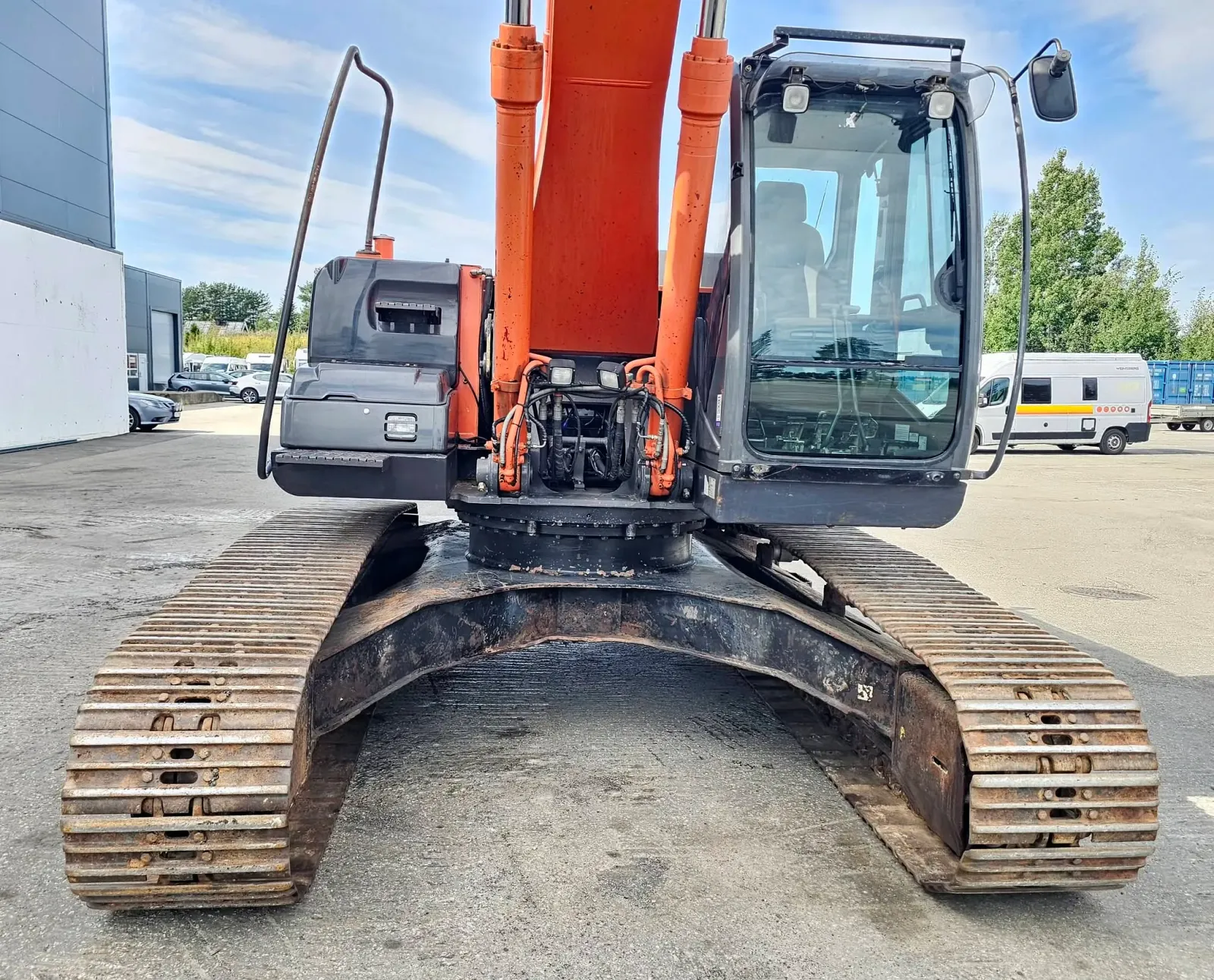 Hitachi ZX250LC-3 – bilde 35 av 56