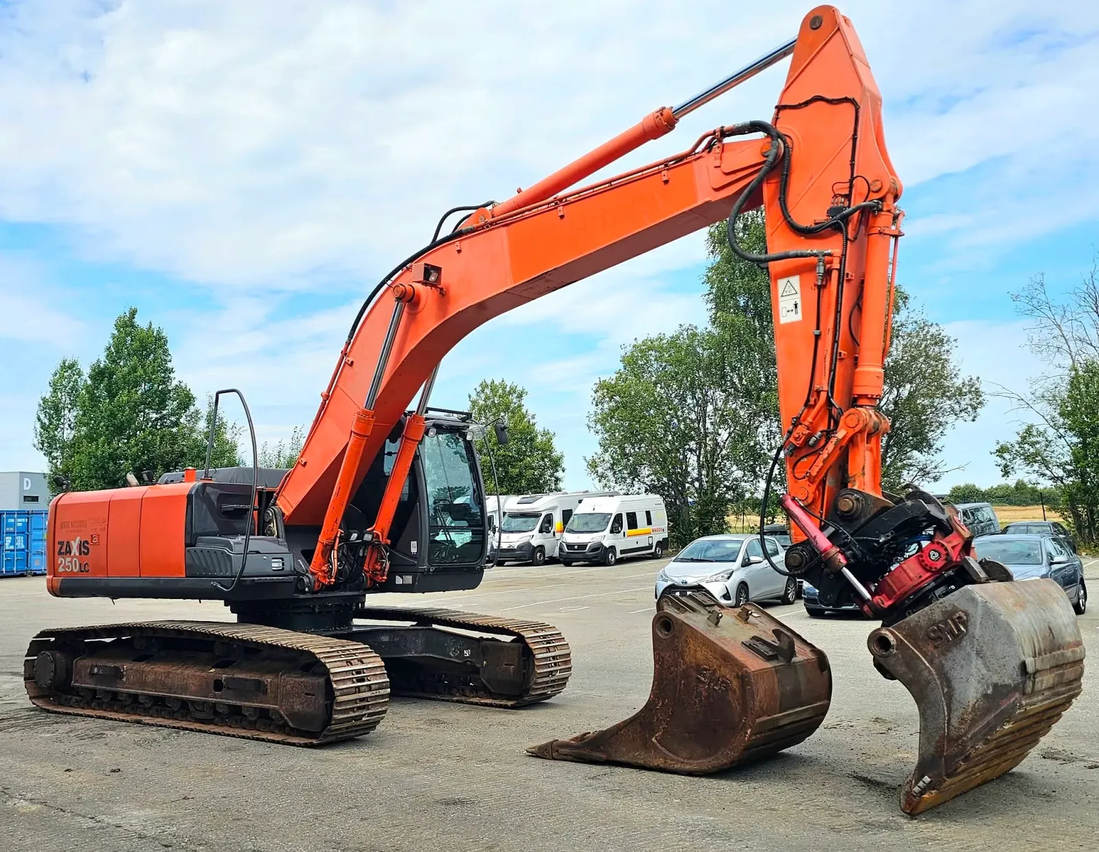 Hitachi ZX250LC-3 – bilde 7 av 56