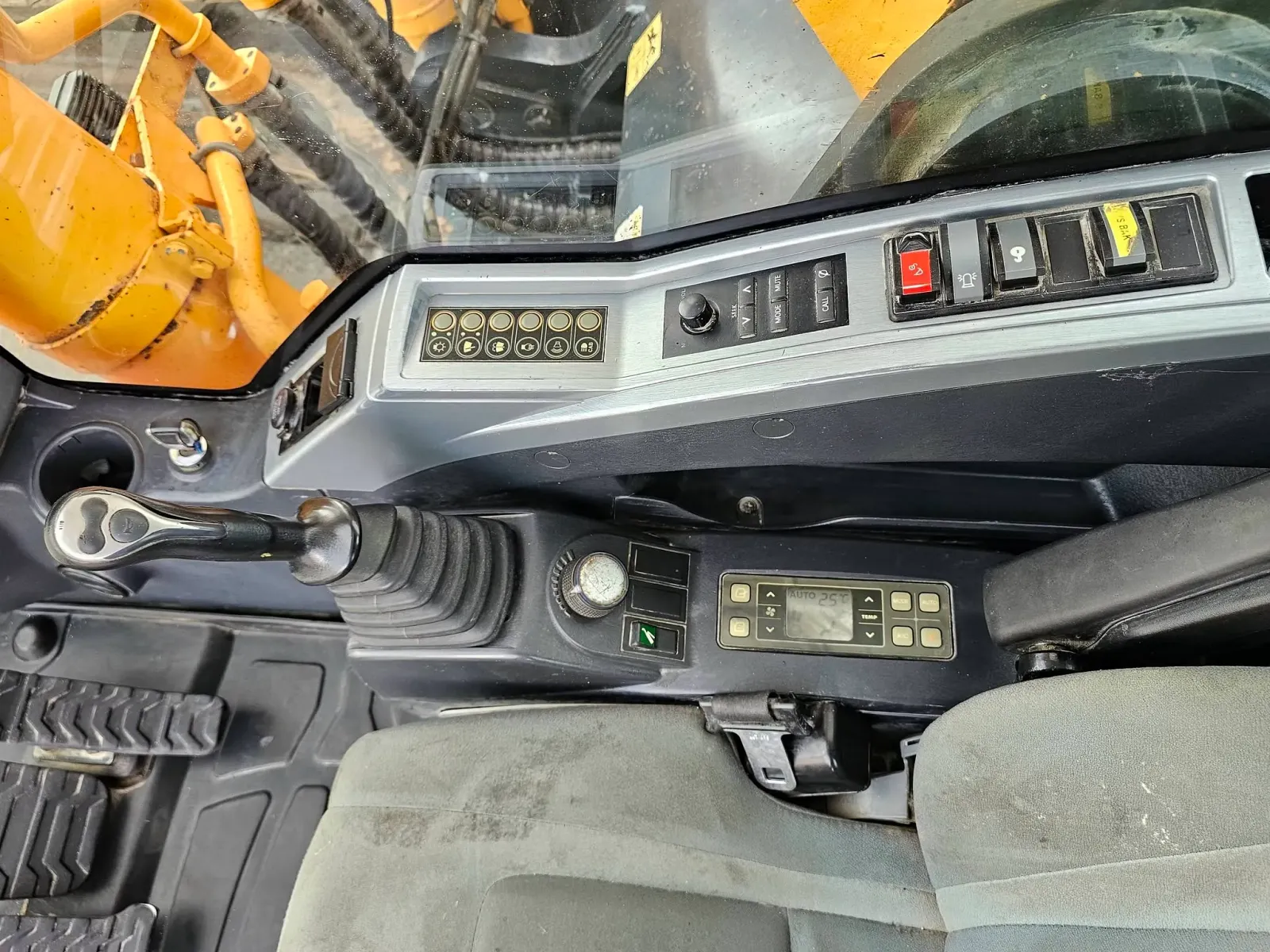 Hyundai Robex 380LC-9 – bilde 39 av 43