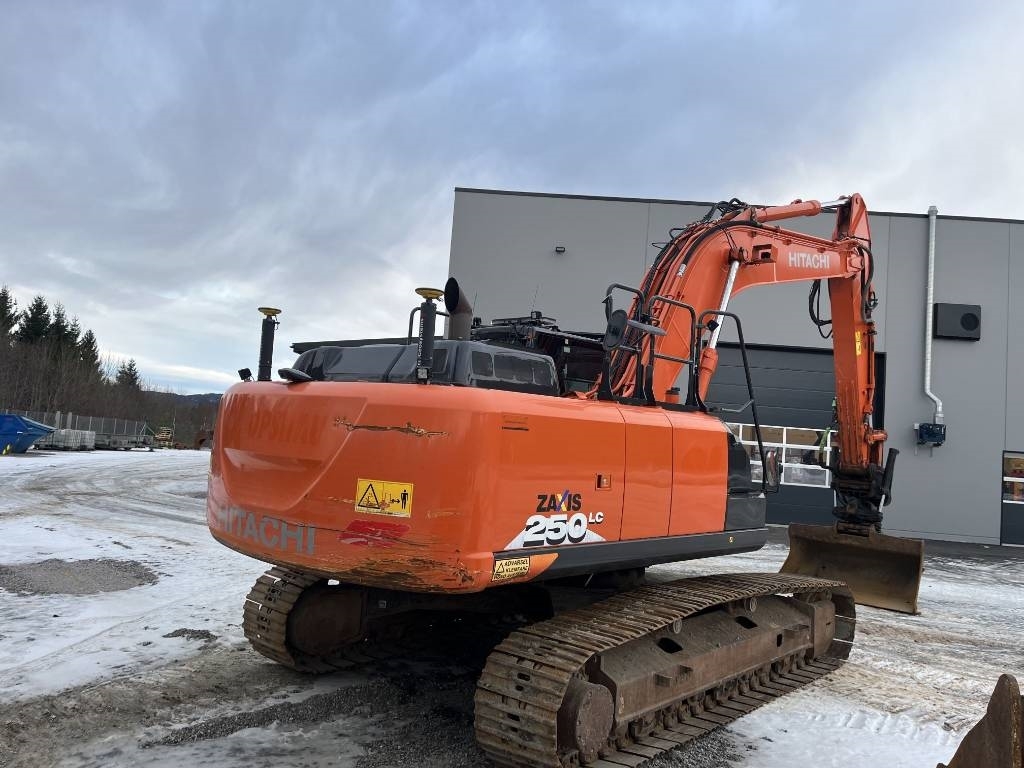 Hitachi ZX 250 LC-6 – bilde 3