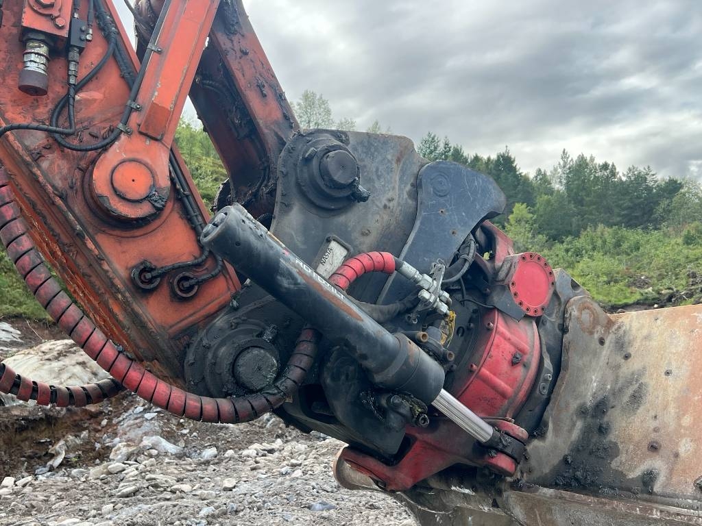 Hitachi ZX 300 -7 – bilde 7 av 13