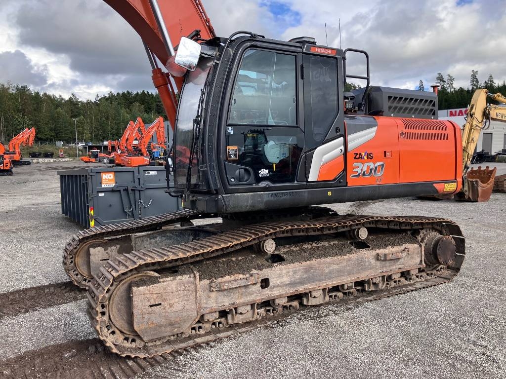 Hitachi ZX 300 LC-7 – bilde 1