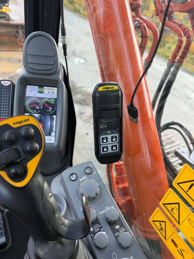 Hitachi ZX 225 US LC-6 – bilde 19 av 20