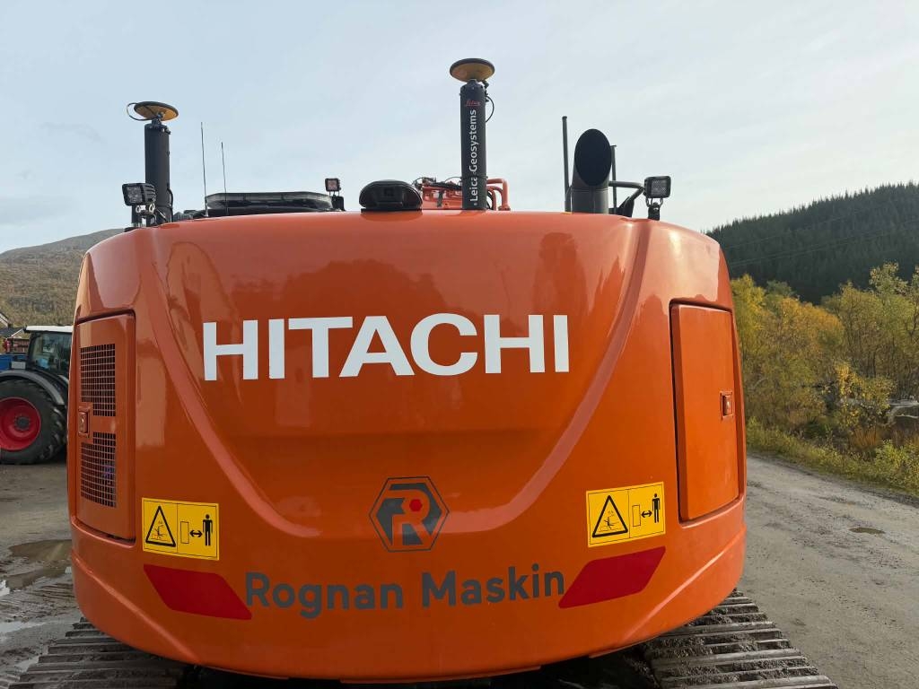 Hitachi ZX 225 US LC-6 – bilde 4 av 20