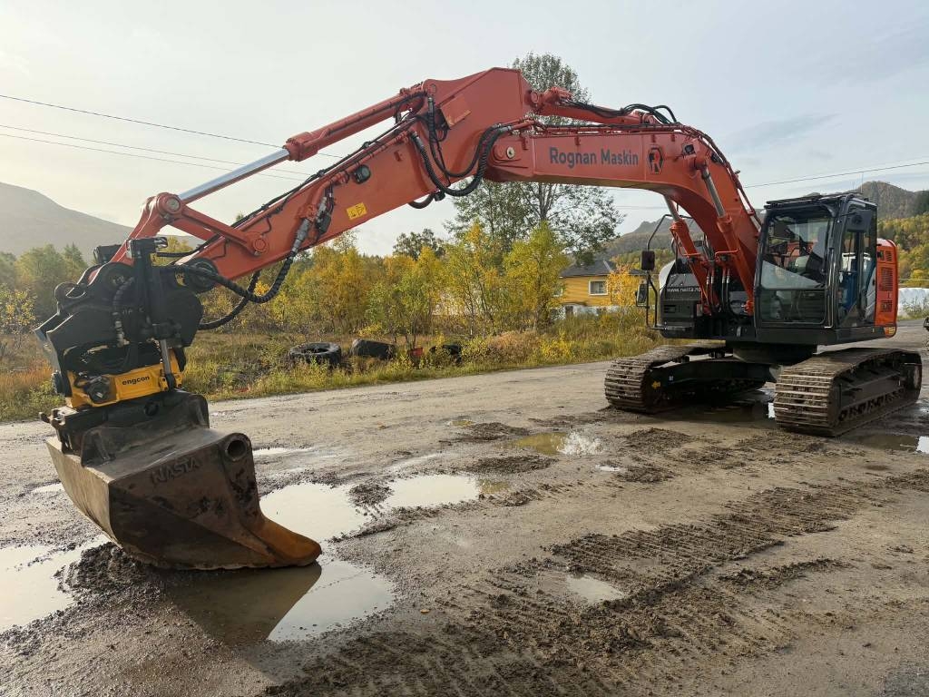 Hitachi ZX 225 US LC-6 – bilde 10 av 20