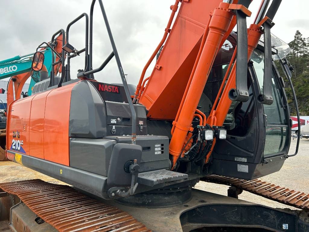 Hitachi ZX 210 LC-6 – bilde 4