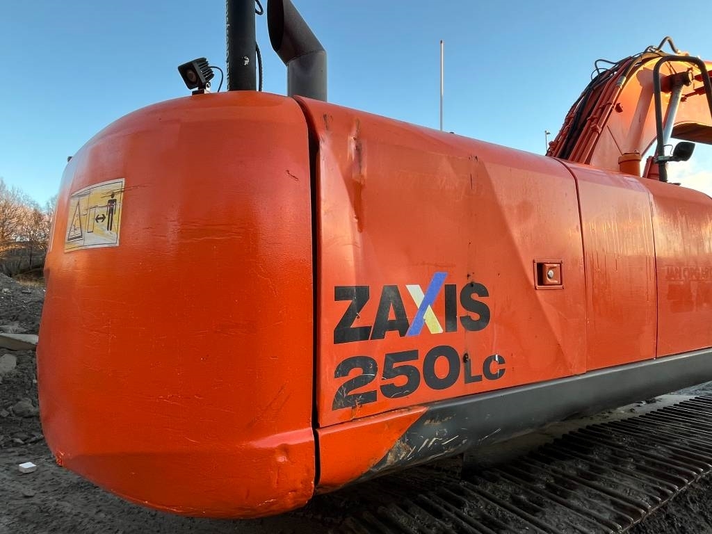 Hitachi ZX 250 LC-5B – bilde 7