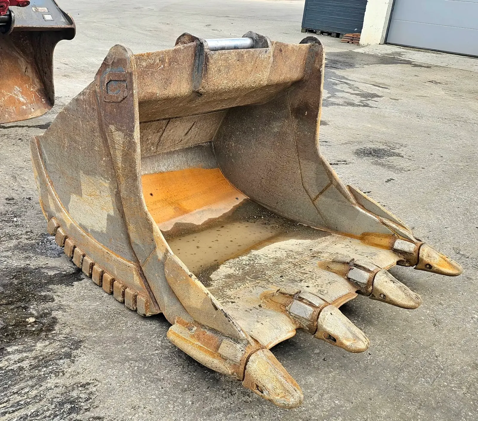 Komatsu PC240LC-11E0 – bilde 33 av 73
