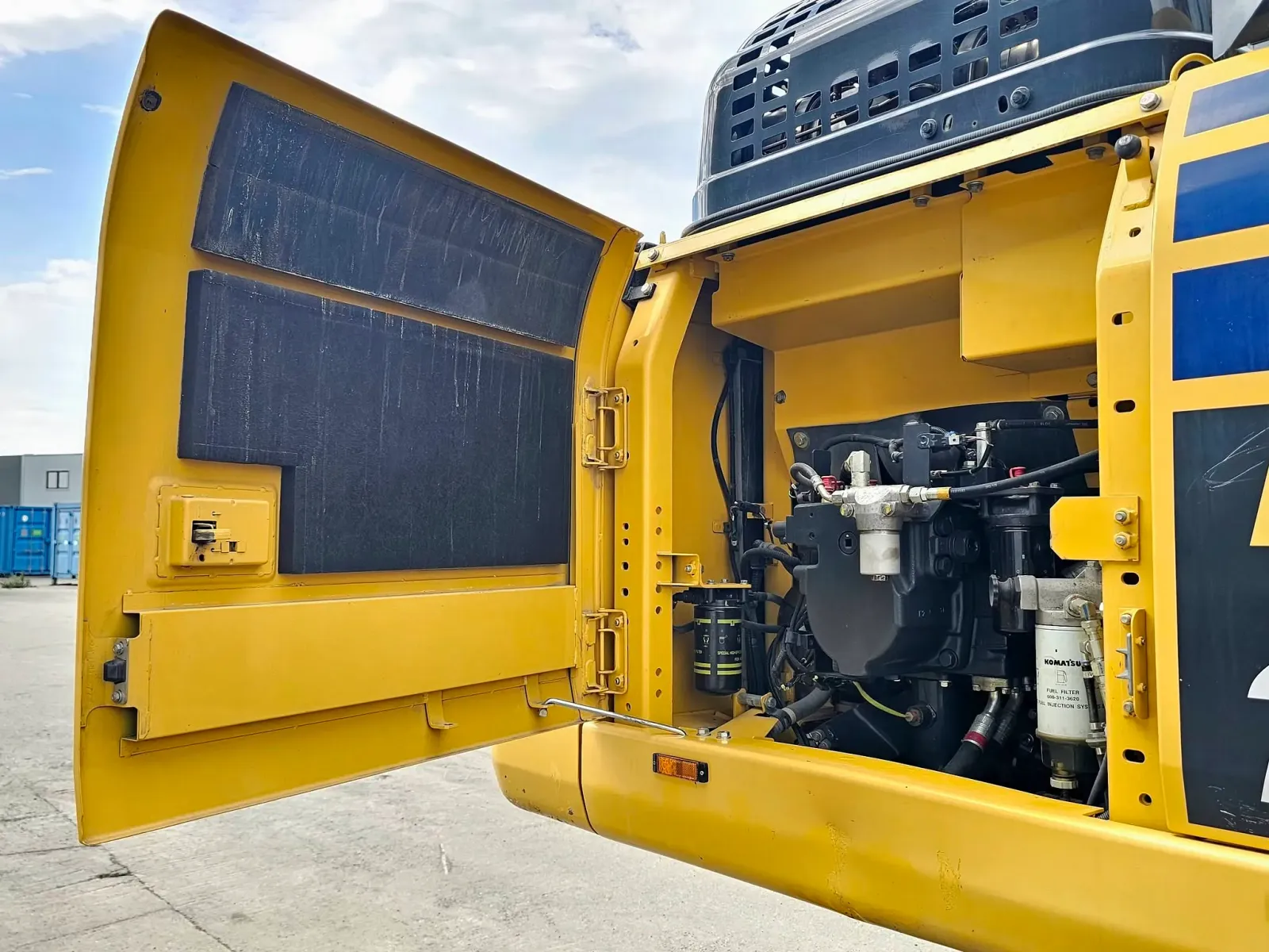 Komatsu PC240LC-11E0 – bilde 48 av 73