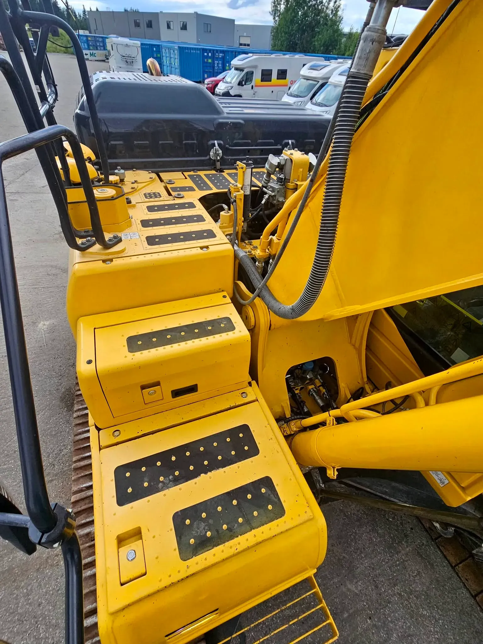 Komatsu PC240LC-11E0 – bilde 11 av 73