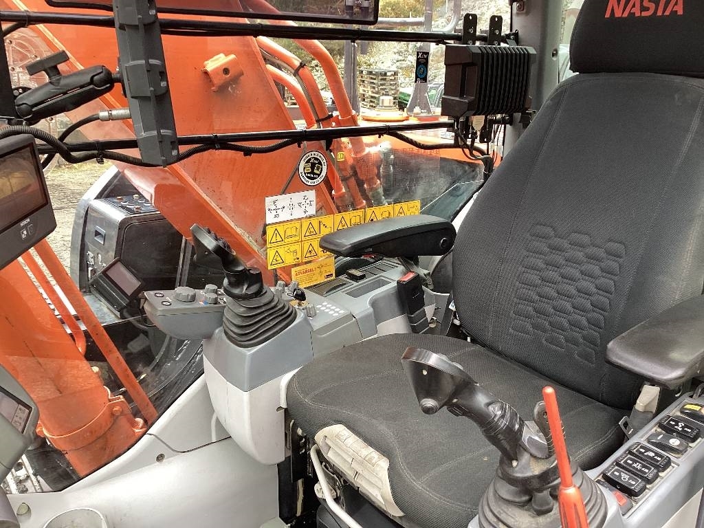 Hitachi ZX190LC-6 – bilde 9