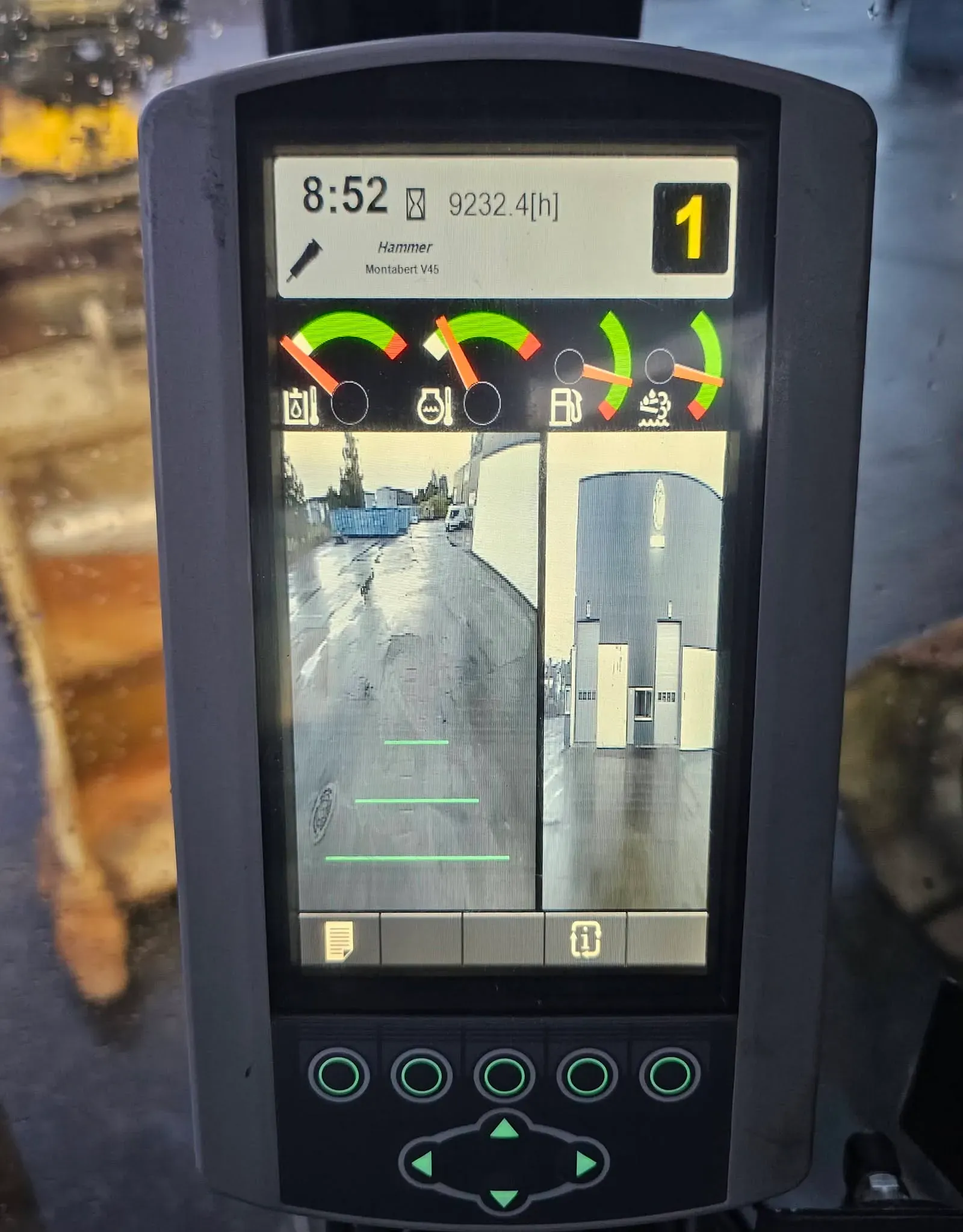 CAT 326FL – bilde 55 av 64