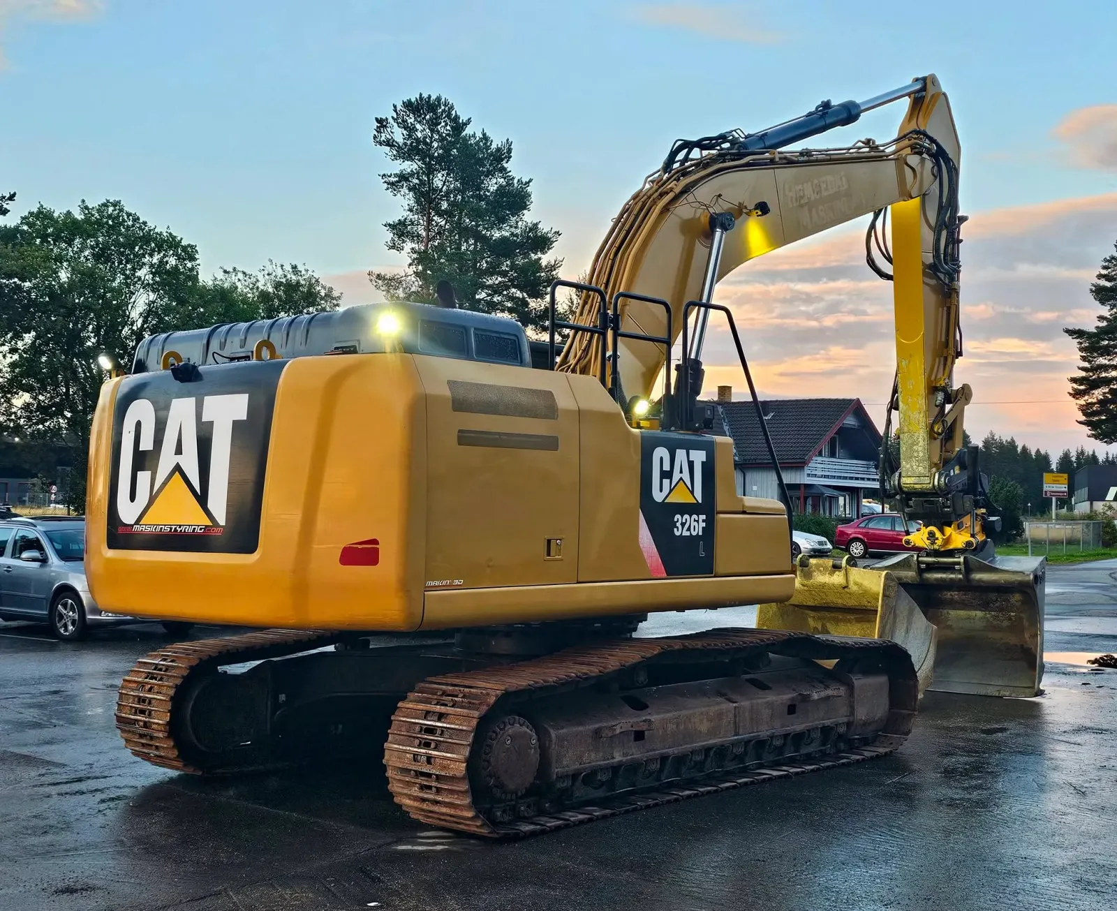CAT 326FL – bilde 5 av 64