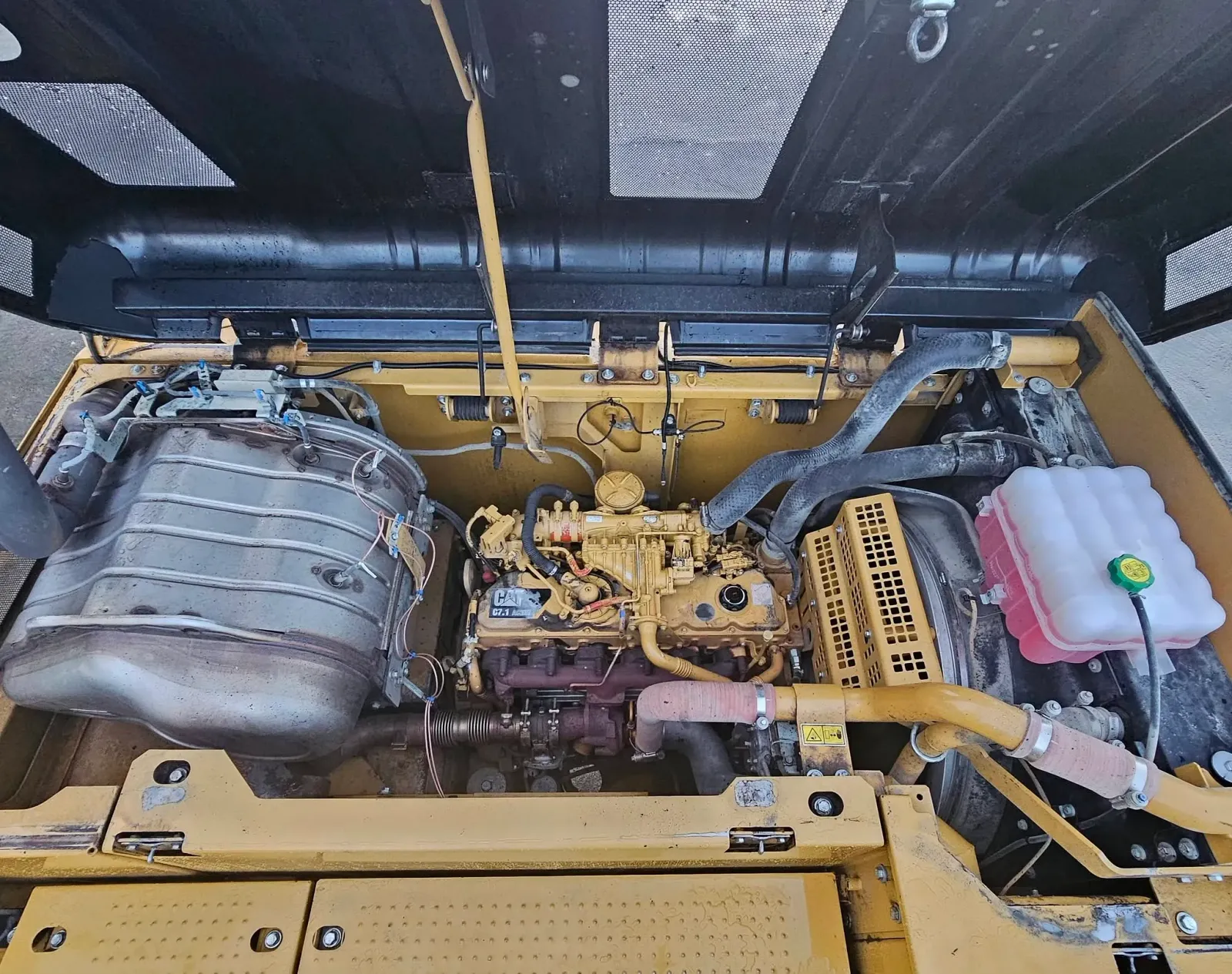 CAT 326FL – bilde 44 av 64