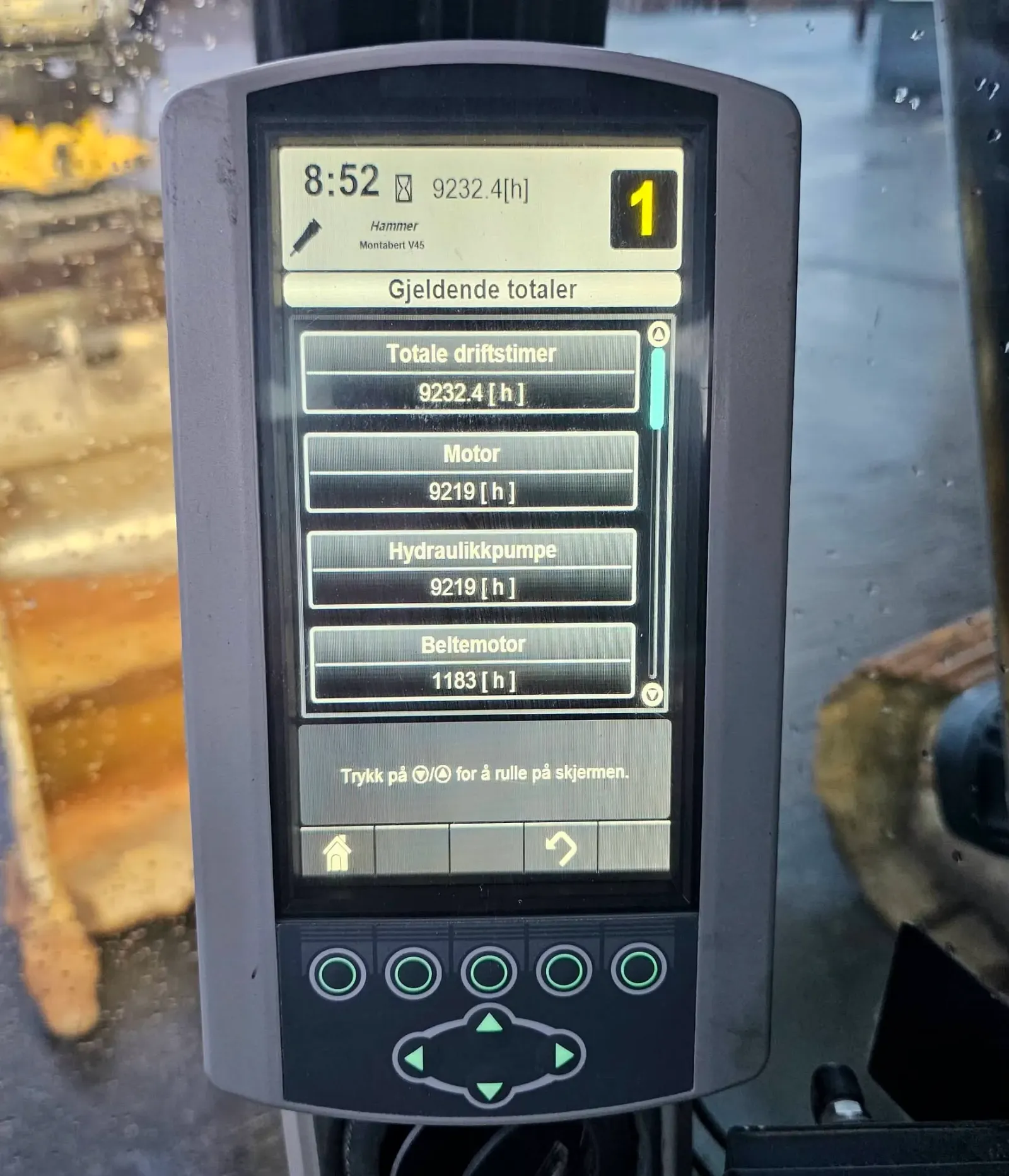 CAT 326FL – bilde 56 av 64