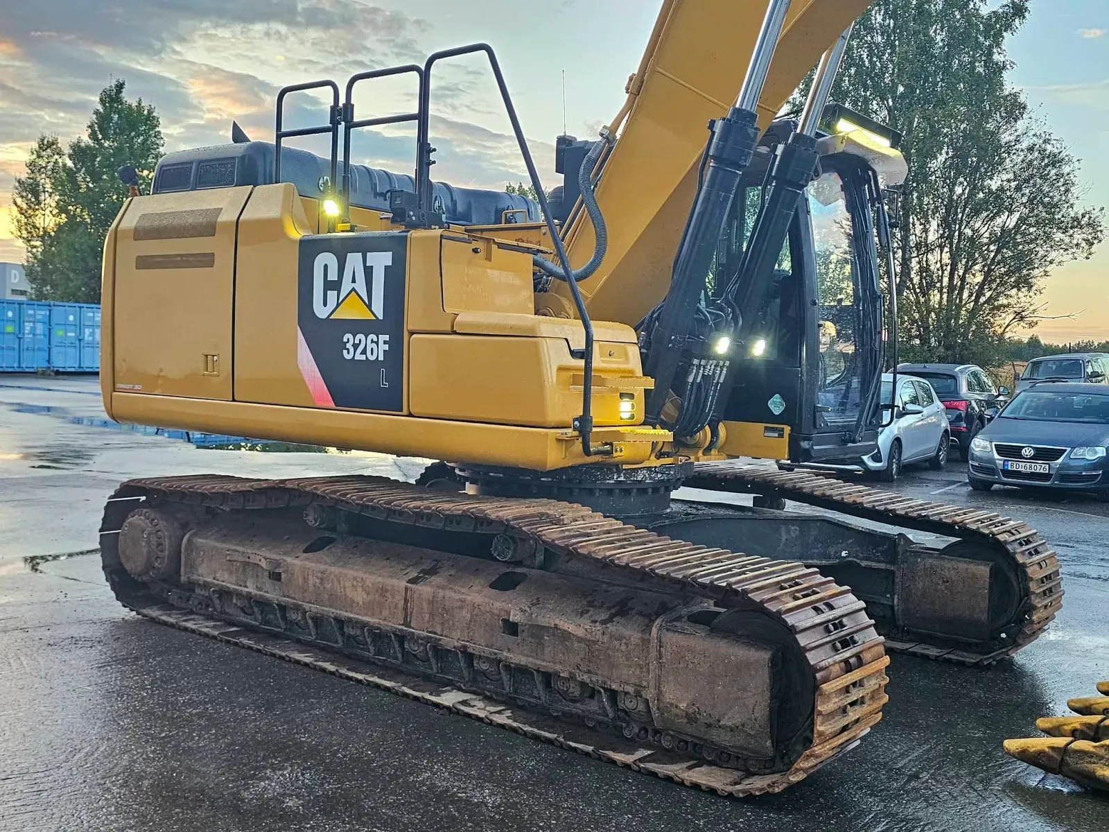 CAT 326FL – bilde 8 av 64