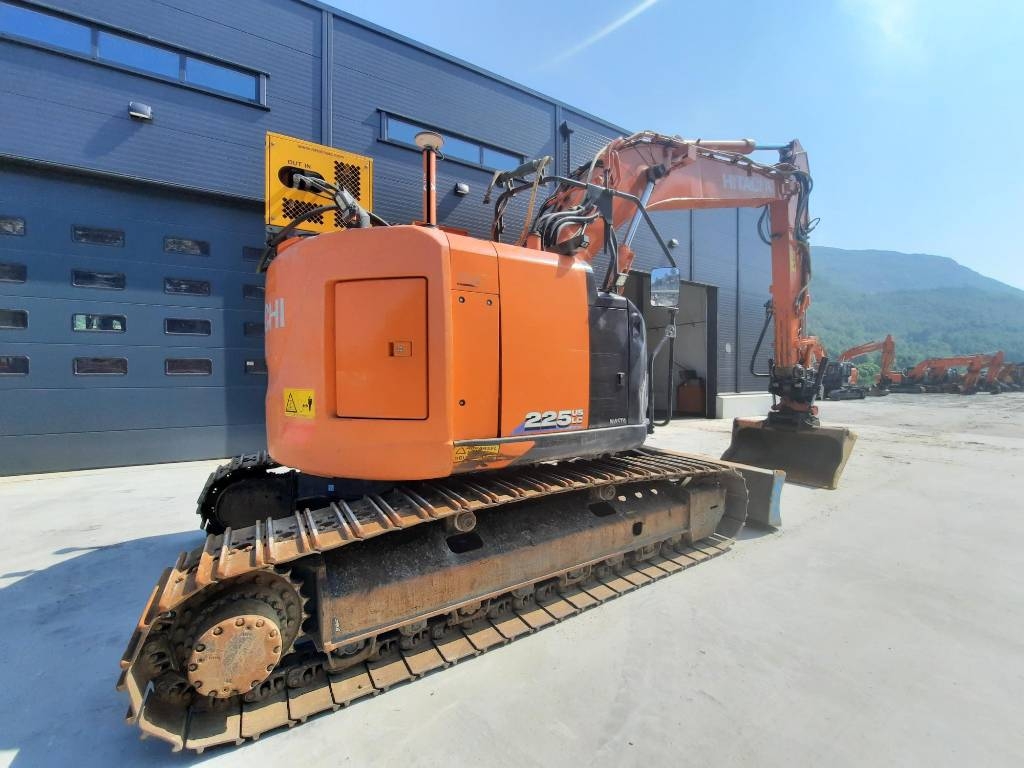 Hitachi ZX225USLC-6 Blade – bilde 4 av 8