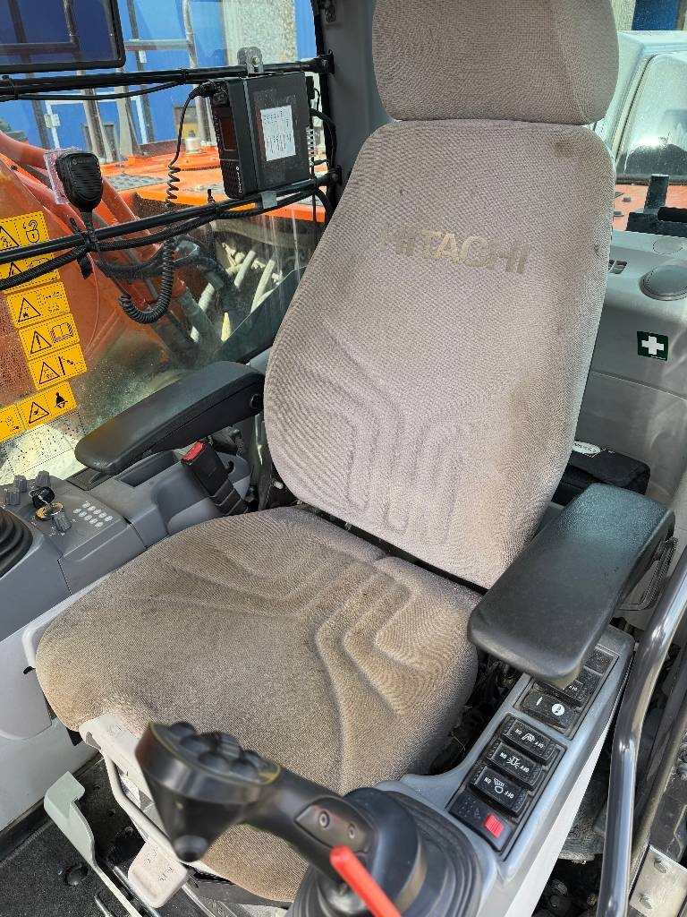 Hitachi ZX 250 LC-6 – bilde 7