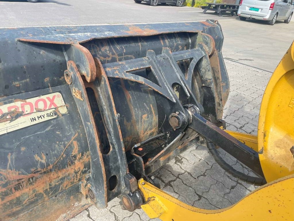 CAT 906M – bilde 7