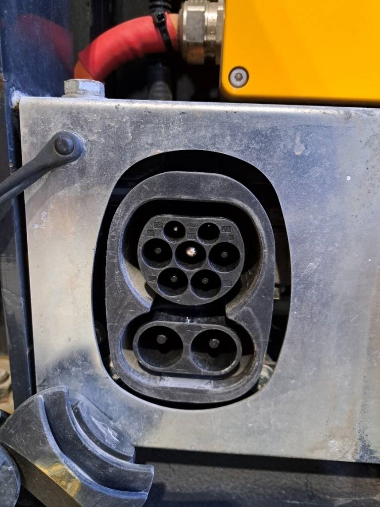 Hitachi Zeron ZE85US – bilde 8