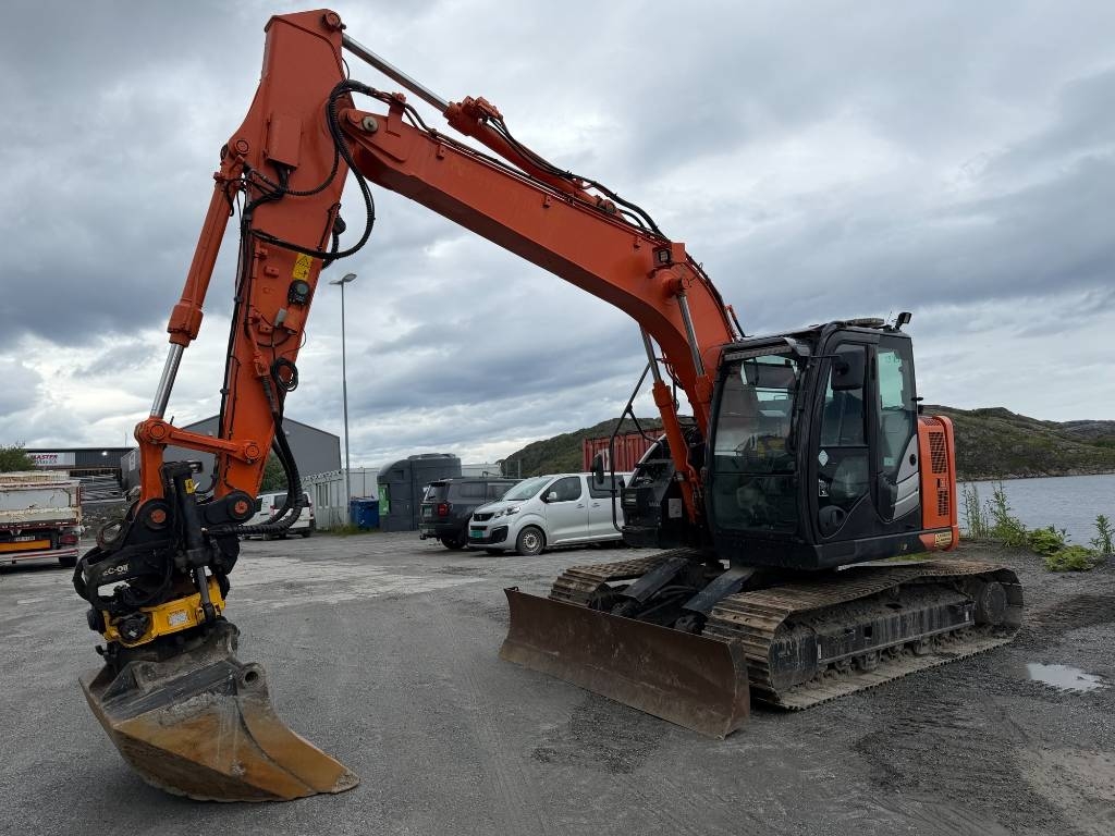 Hitachi ZX135US-6 – bilde 1 av 13