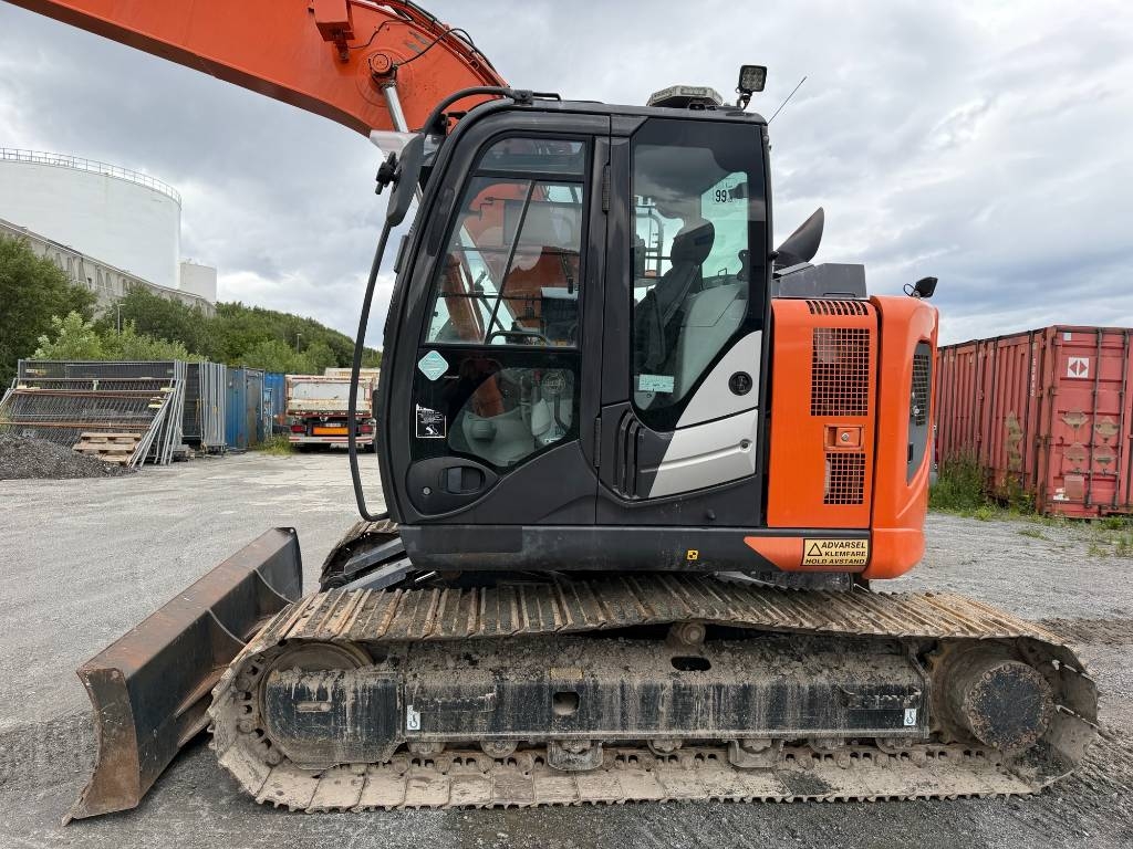Hitachi ZX135US-6 – bilde 6 av 13