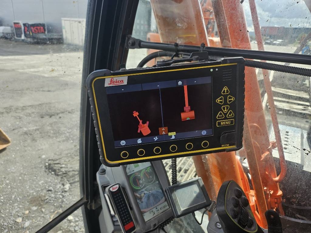 Hitachi ZX 210 LC-6 – bilde 6 av 8