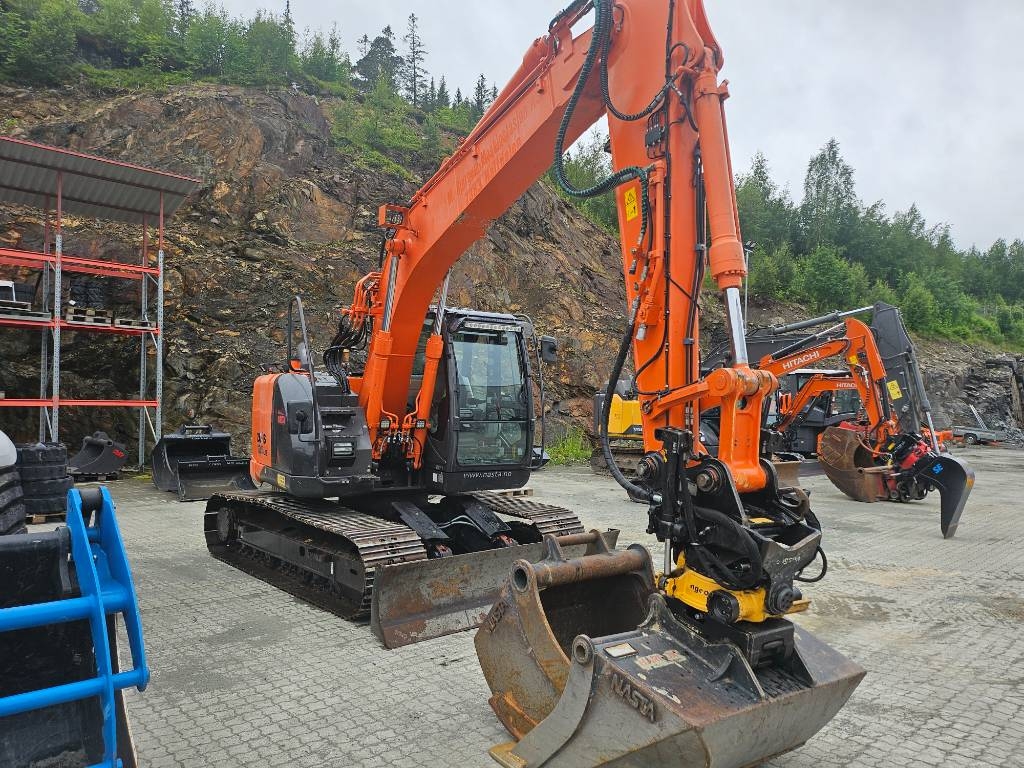 Hitachi ZX 135 US 5-B – bilde 4 av 7