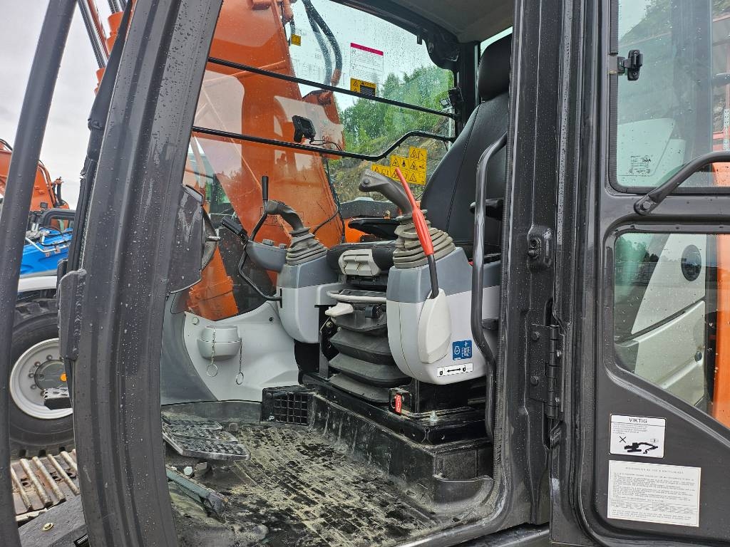 Hitachi ZX 135 US 5-B – bilde 7 av 7