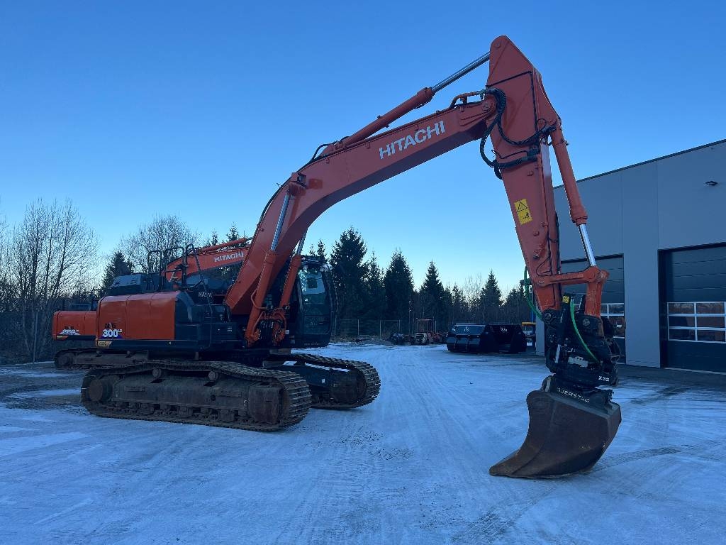 Hitachi ZX 300 LC-6 – bilde 4