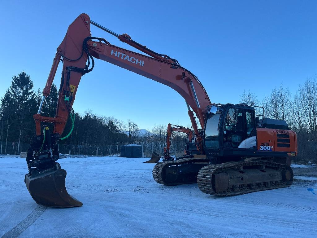 Hitachi ZX 300 LC-6 – bilde 1