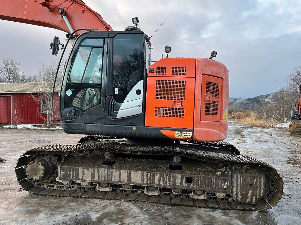 Hitachi ZX 225 US LC-6 – bilde 6